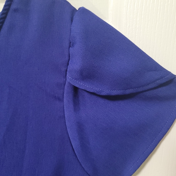 Torrid Blue Split Flutter sleeve Blouse With Pleated Neckline - Picture 3 of 10